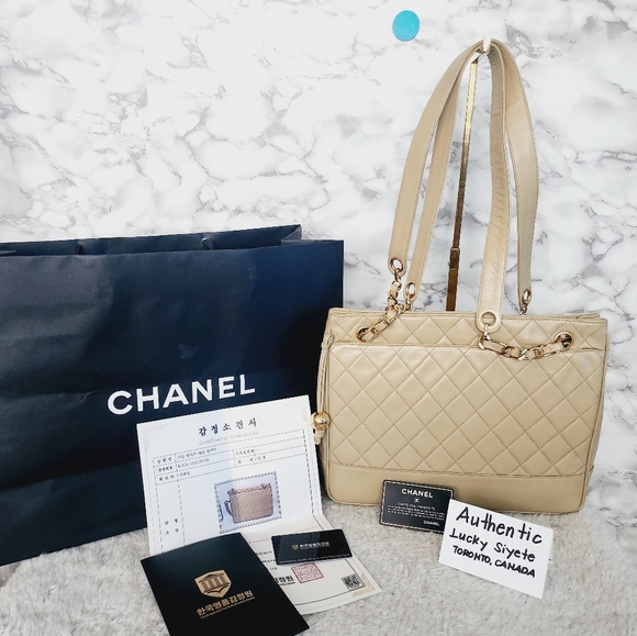 SOLD!!!Authentic Chanel - Picture 1 of 4